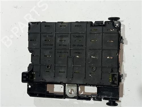 Fuse box PEUGEOT 307 Break (3E) 1.6 HDi 110 | BP23920838E1 