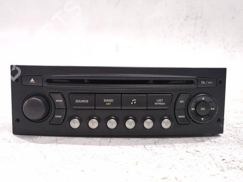 Used Radio CITROËN BERLINGO MULTISPACE (B9) 1.6 HDi 90 (90 hp) 30933605