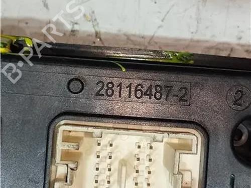 Fuse box PEUGEOT 407 (6D_) 2.0 HDi 135 (6DRHRH, 6DRHRE, 6DRHRG, 6DRHRJ) | BP24967673E1 