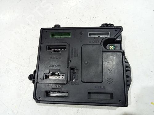 Used Fuse box RENAULT GRAND SCÉNIC III (JZ0/1_) 1.5 dCi (JZ0B, JZ07) (106 hp) 27307829