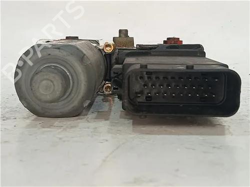 Right front window motor VW PASSAT B5 (3B2) 1.9 TDI | BP23911778E20