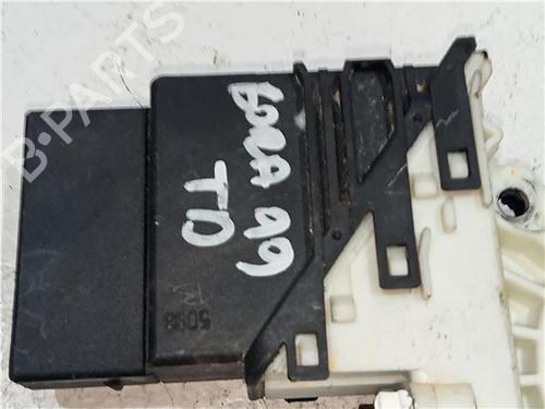 Right rear window motor VW BORA I (1J2) 1.9 SDI | BP23912084E22 