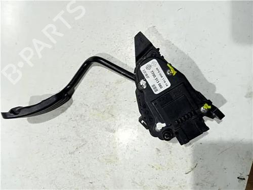 Used Pedal RENAULT TRAFIC II Van (FL) 2.0 dCi 115 (FL01, FL0U, FL00, FL0H, FL0M) (114 hp) 23929644