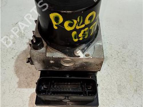 Used ABS pump VW POLO (9N_, 9A_) 1.4 TDI (75 hp) 23929937