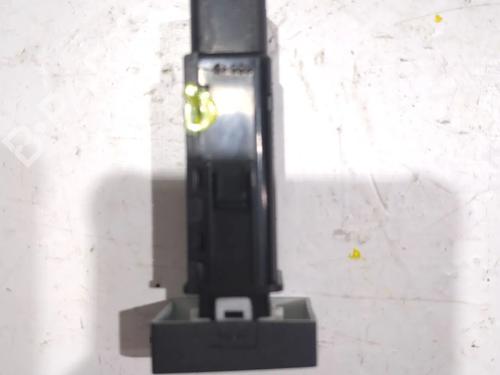 Switch HYUNDAI SANTA FÉ I (SM) 2.0 CRDi All-wheel Drive | BP23925874I30 