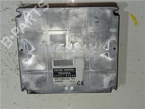 Used Electronic module TOYOTA AVENSIS Estate (_T25_) 2.0 VVT-i (AZT250_, AZT250R) (147 hp) 23923155