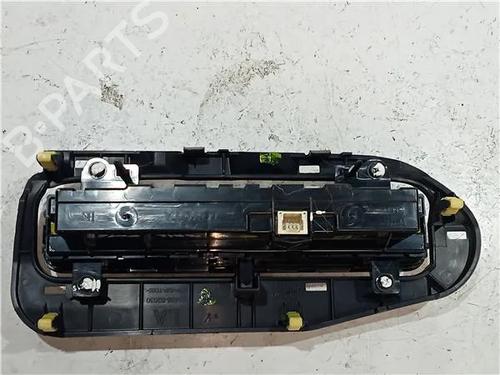 Climate control TOYOTA AURIS (_E18_) 1.4 D-4D (NDE180_, NDE180R) | BP23912220I5 