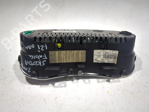 Kombiinstrument SKODA FABIA II (542) 1.2 | BP23925949C47 