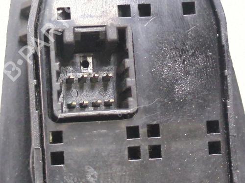 Left front window switch HYUNDAI ELANTRA III (XD) 2.0 CRDi | BP29698295I27 