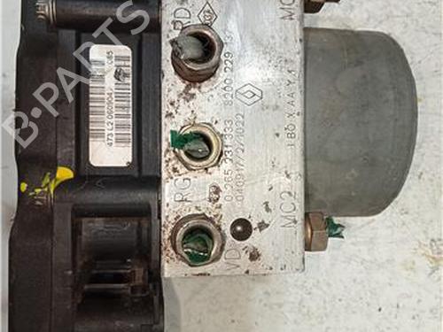Used ABS pump RENAULT CLIO II (BB_, CB_) 1.5 dCi (B/CB07) (65 hp) 23907153