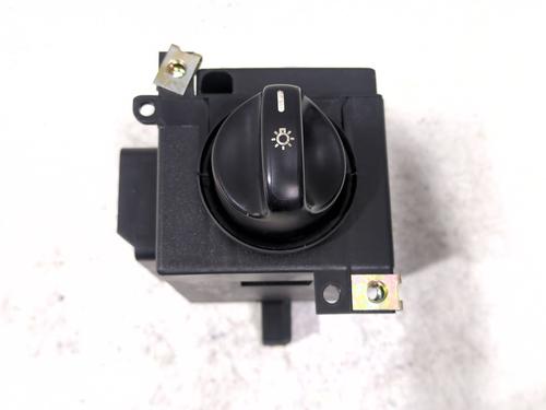 Used Headlight switch Headlight switch MERCEDES-BENZ A-CLASS (W168) A 160 (168.033, 168.133) (102 hp) 34114234 34114234