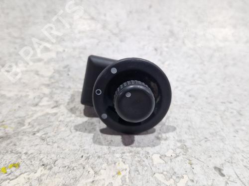 Used Mirror switch RENAULT MEGANE II (BM0/1_, CM0/1_) [2001-2012]  30831125