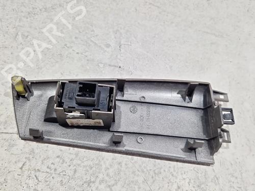 Right front window switch TOYOTA COROLLA (_E12_) 2.0 D-4D (CDE120_, CDE120R) | BP29698323I26