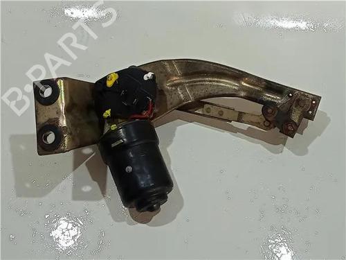 Used Front wiper motor SEAT TERRA (24) 1.4 D (48 hp) 25616843