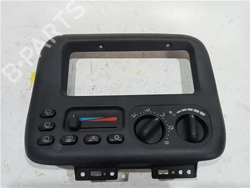 Used Climate control CHRYSLER VOYAGER IV (RG, RS) 2.8 CRD (150 hp) 23933008