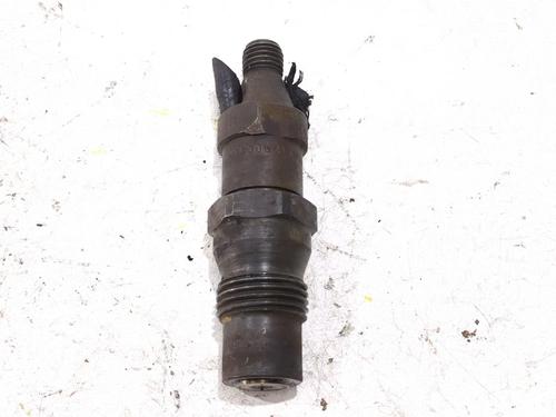 Used Injector FIAT PUNTO (176_) 1.7 TD (69 hp) 28717310