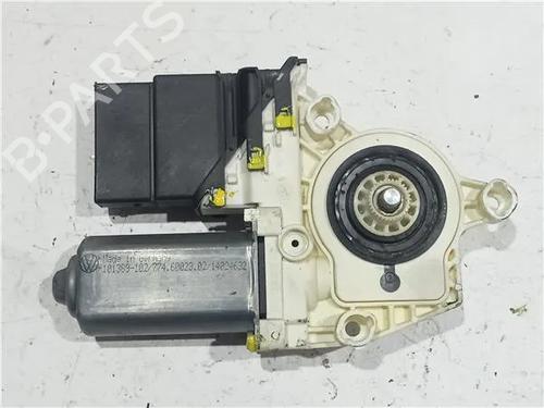 Portierruitmotor linksachter SEAT LEON (1M1) 1.9 TDI (110 hp) 23918917
