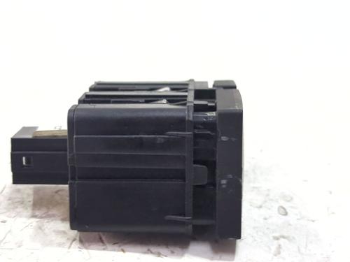 Switch AUDI A6 C6 (4F2) 2.0 TDI | BP39648227I30 - Image 4