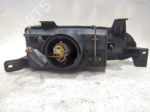 Left headlight HYUNDAI SONATA III (Y-3) 2.0 i | BP28621154C28