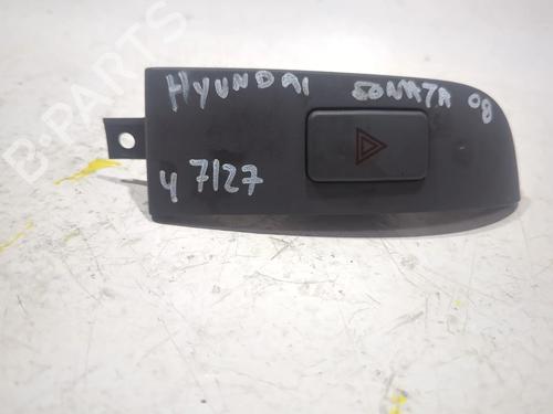 Used Warning switch HYUNDAI SONATA V (NF) 2.0 CRDi (140 hp) 26596686
