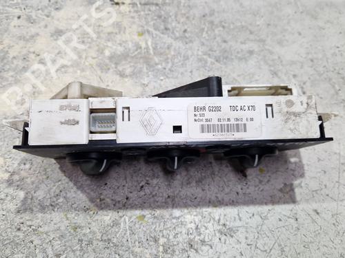 Climate control RENAULT MASTER II Bus (JD) 2.5 dCi 100 (JDCV, JD1W) | BP29876458I5