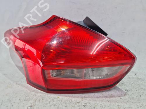 Used Left taillight FORD FOCUS III 1.5 TDCi (120 hp) 30684828