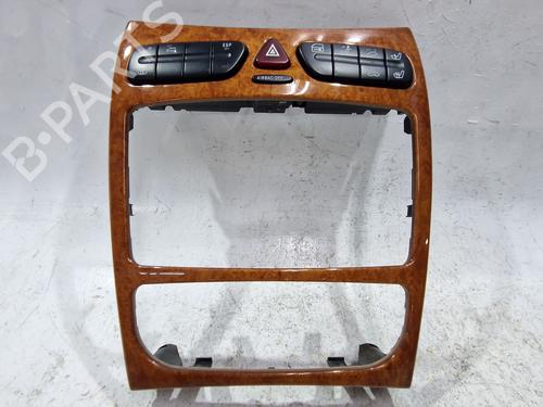 Used Switch MERCEDES-BENZ CLK (C209) CLK 270 CDI (209.316) (170 hp) 30777225