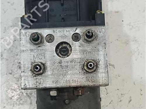 Used ABS pump RENAULT CLIO III Grandtour (KR0/1_) 1.2 16V (KR0P) (101 hp) 23912875