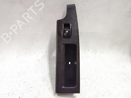 Used Right rear window switch Right rear window switch KIA SORENTO I (JC) 2.5 CRDi 4WD (140 hp) 32282492 32282492
