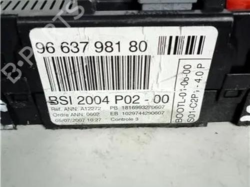 Fuse box PEUGEOT 308 I (4A_, 4C_) 1.6 HDi | BP23922721E1
