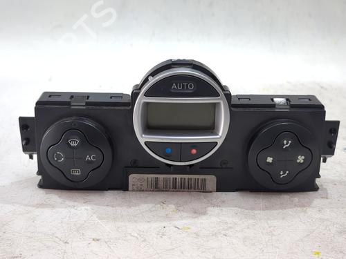 Used Climate control RENAULT MEGANE II Coupé-Cabriolet (EM0/1_) 1.9 dCi (131 hp) 26575972