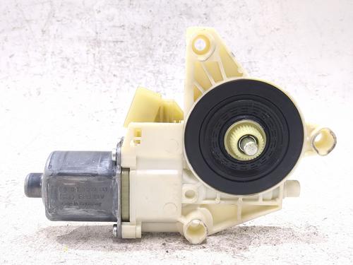 Used Left front window motor MERCEDES-BENZ C-CLASS (W204) [2007-2015]  30526789