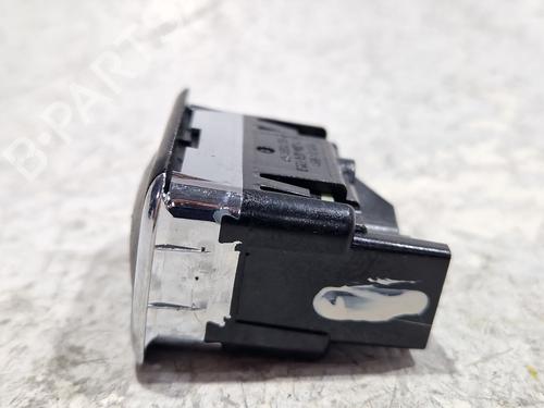 Rudehejsemotor forskærm højre MERCEDES-BENZ C-CLASS (W204) C 200 CDI (204.001) | BP30697979E20