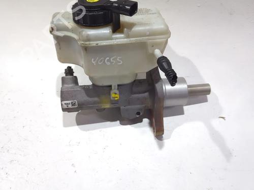 Used Brake master cylinder VW GOLF VII (5G1, BQ1, BE1, BE2) 2.0 R 4motion (300 hp) 23928386