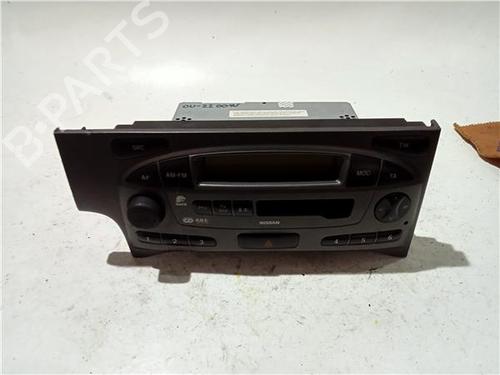 Used Radio NISSAN PRIMERA Hatchback (P11) 1.8 16V (114 hp) 23929464