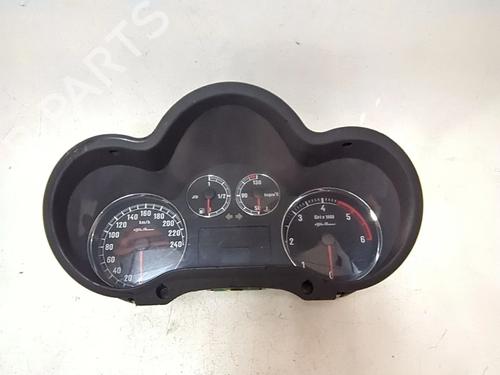 Quadro strumenti ALFA ROMEO 147 (937_) 1.9 JTD (937.AXF1A, 937.BXF1A) 1100803006 | 156056628