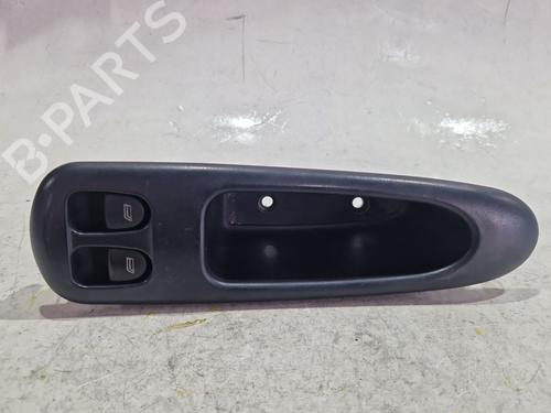 Used Left front window switch Left front window switch ALFA ROMEO 156 (932_) 1.6 16V T.SPARK (932.A4, 932.A4100) (120 hp) 33704027 33704027