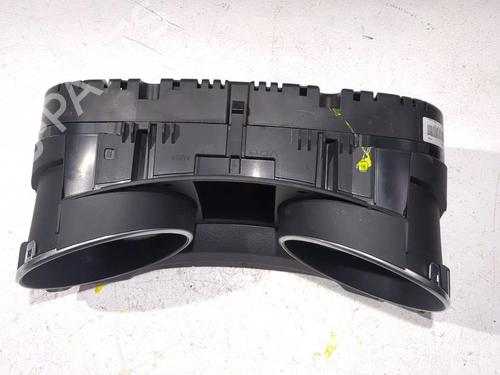 Instrument cluster VW GOLF VI (5K1) 1.6 TDI | BP23926767C47 