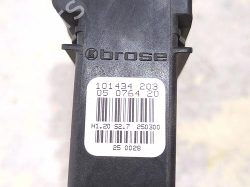 Right front window motor VW PASSAT B5.5 (3B3) 1.9 TDI | BP28691260E20