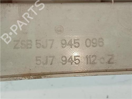 Right taillight SKODA ROOMSTER (5J7) 1.9 TDI | BP23920021C35 