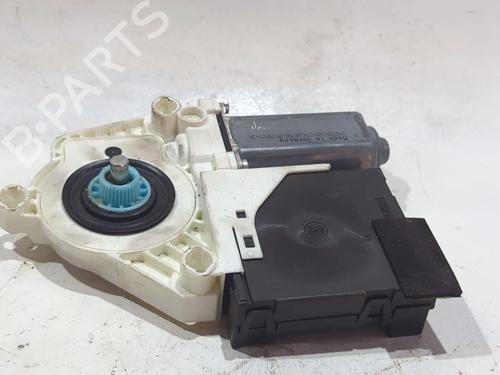 Right front window motor VW PASSAT B6 (3C2) 2.0 TDI | BP27867181E20