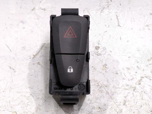 Used Warning switch DACIA SANDERO II 1.5 dCi 75 / Blue dCi 75 (B8JW, B8M4, B8AH, B8M7, B8M6) (75 hp) 32697913