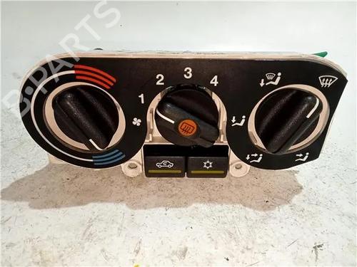 AC Styreenhet / Manøvreringsenhet OPEL ASTRA F Saloon (T92) 2.0 i (F19, M19) (115 hp) 23929861