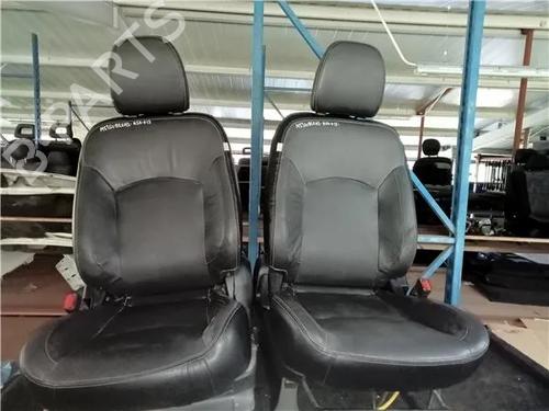 Used Seats set MITSUBISHI ASX (GA_W_) 1.8 DI-D 4WD (GA6W) (150 hp) 23908870