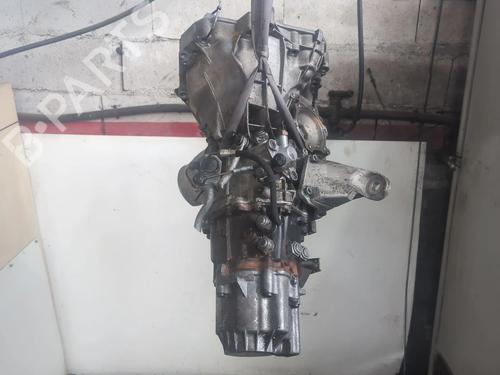Getriebe AUDI A8 D2 (4D2, 4D8) 2.5 TDI quattro | BP25761381M3 