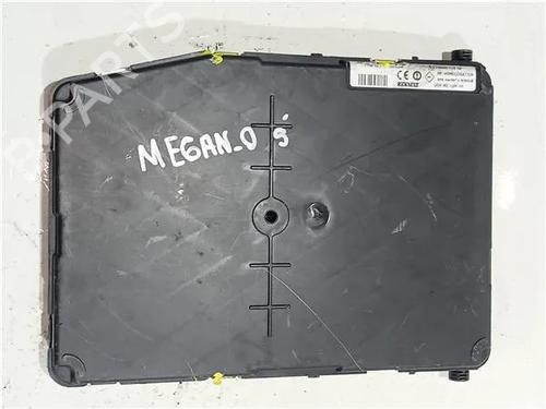 Elektronisk modul RENAULT MEGANE II Saloon (LM0/1_) 1.9 dCi | BP23923072M83 