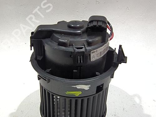 Used Heater blower motor PEUGEOT 208 I (CA_, CC_) 1.4 HDi (68 hp) 25710718