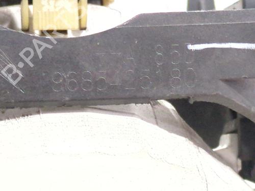 Right front fog light PEUGEOT 3008 I MPV (0U_) 1.6 THP | BP31081788C31