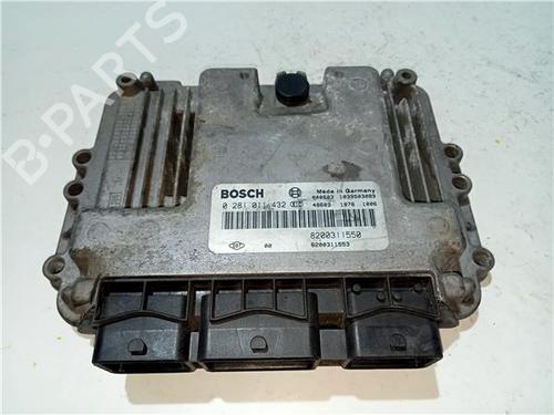 Used Electronic module RENAULT MASTER II Van (FD) 2.5 dCi 100 (FD0U, FD0V) (99 hp) 23911462