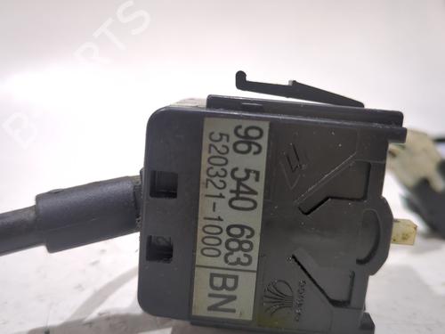 Headlight switch DAEWOO KALOS Saloon (KLAS) 1.4 | BP26542534I24 